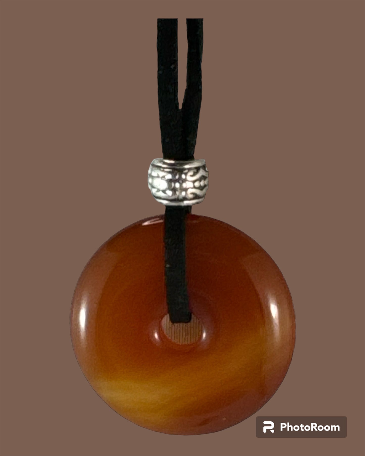 Carnelian Pendant (round doughnut)