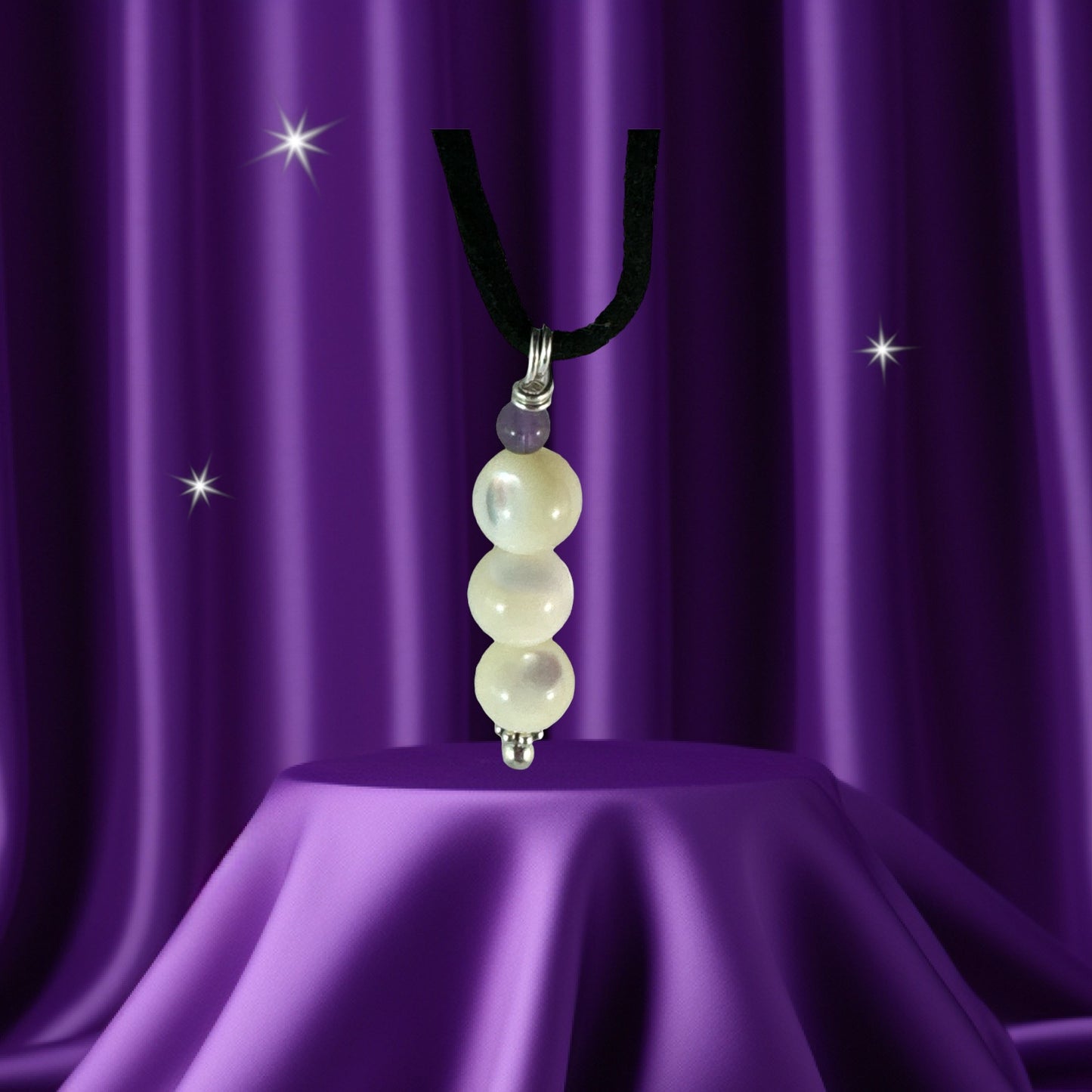 Mother of Pearl pendant (x3/ 8mm round vertical drop paired with amethyst)